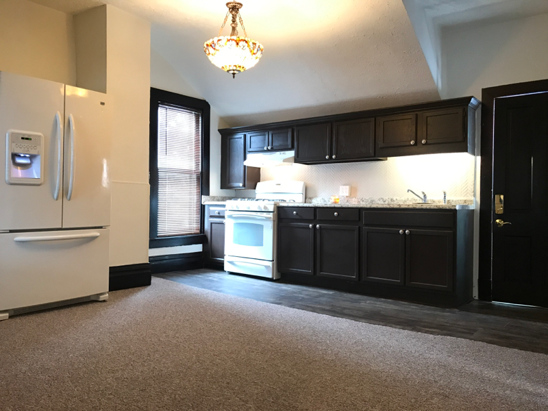 112 Bernet Way - Photo 2 of 18