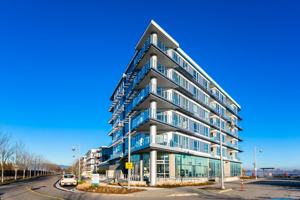 featured image of 14000 Riverport Way