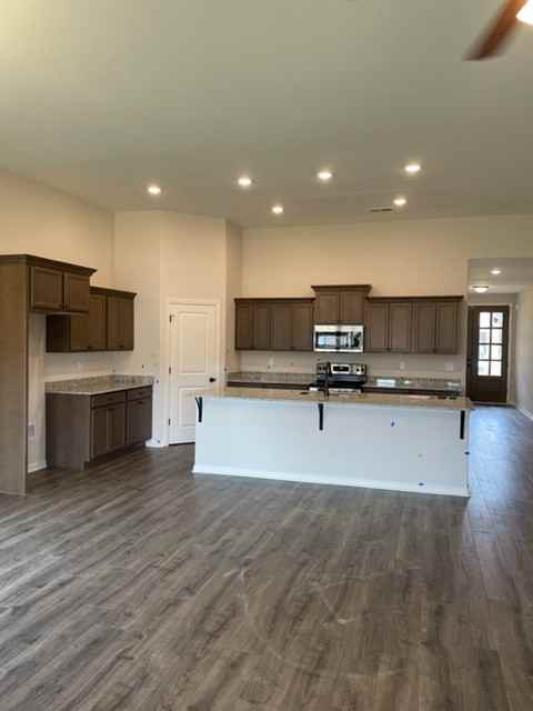 80 Briar Hollow Lane - Photo 5 of 18