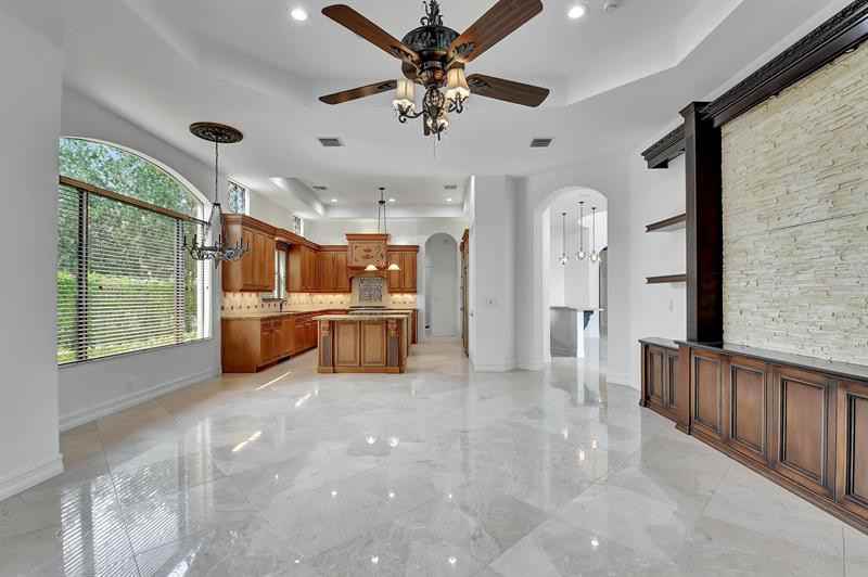 17682 Middlebrook Way - Photo 2 of 3