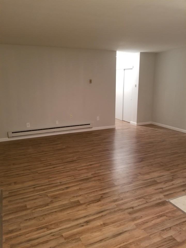 205 North Everhart Avenue #205A03 - Photo 6 of 8