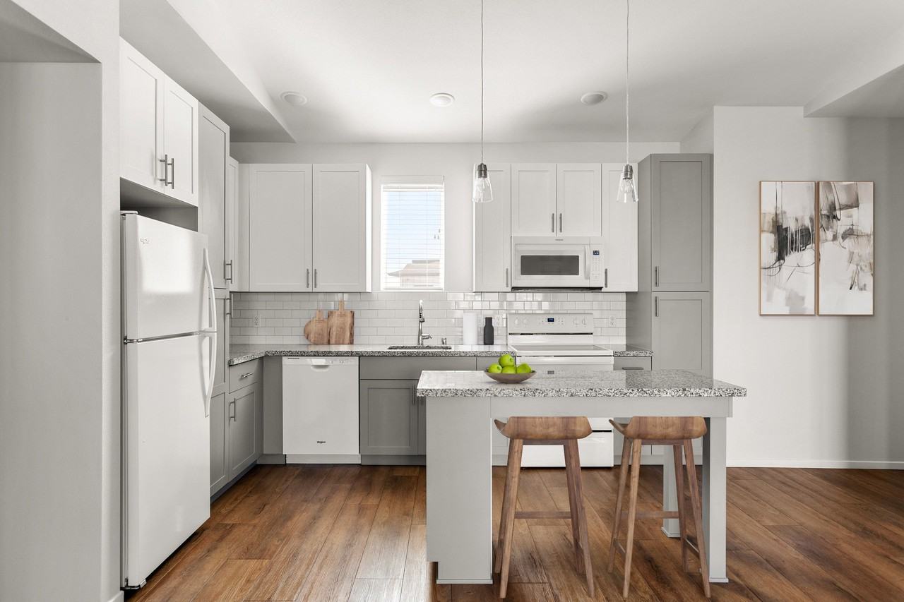 The Element - Photo 2 of 27