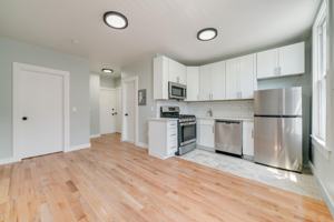 featured image of 1139 Summit AveApartment 4