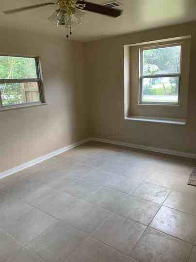 495 Smelker St #1 - Photo 3 of 12