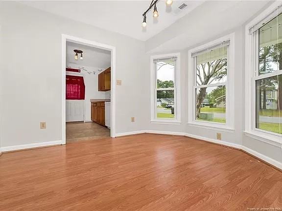 6413 Rhemish Dr - Photo 7 of 20