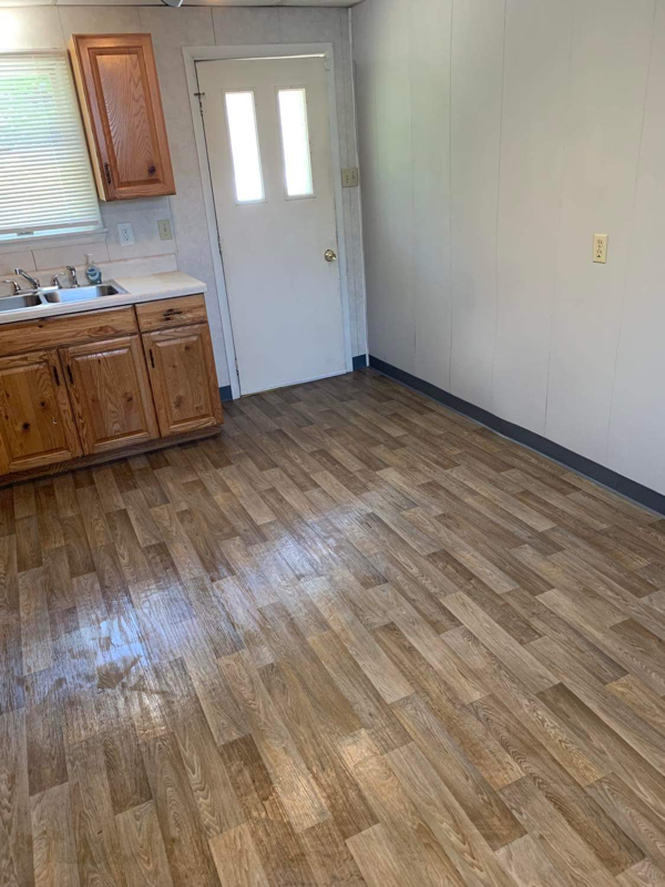 905 Lincoln Ave - Photo 2 of 21