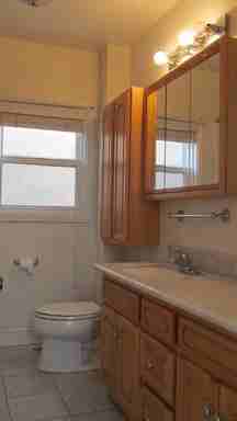 1906 105th Ave - Photo 3 of 8