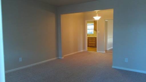 90 Manville Ave - Photo 3 of 15