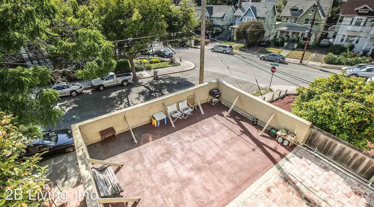 256 Euclid Avenue - Photo 3 of 12