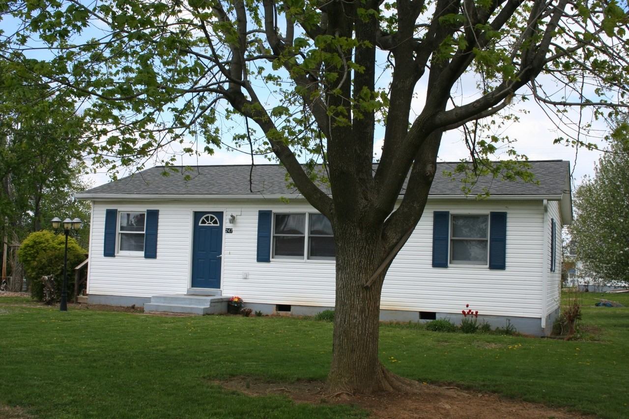 247 2nd St - Photo 2 of 26