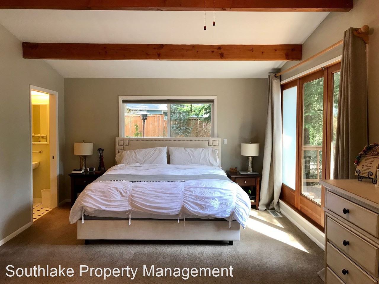 4237 Haven St - Photo 3 of 29