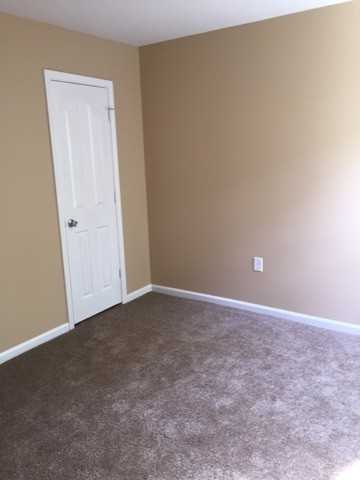 2621 Mulberry Pond Dr - Photo 2 of 13