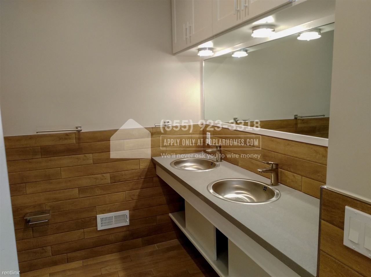 707 Martin Luther King Jr Way - Photo 2 of 10