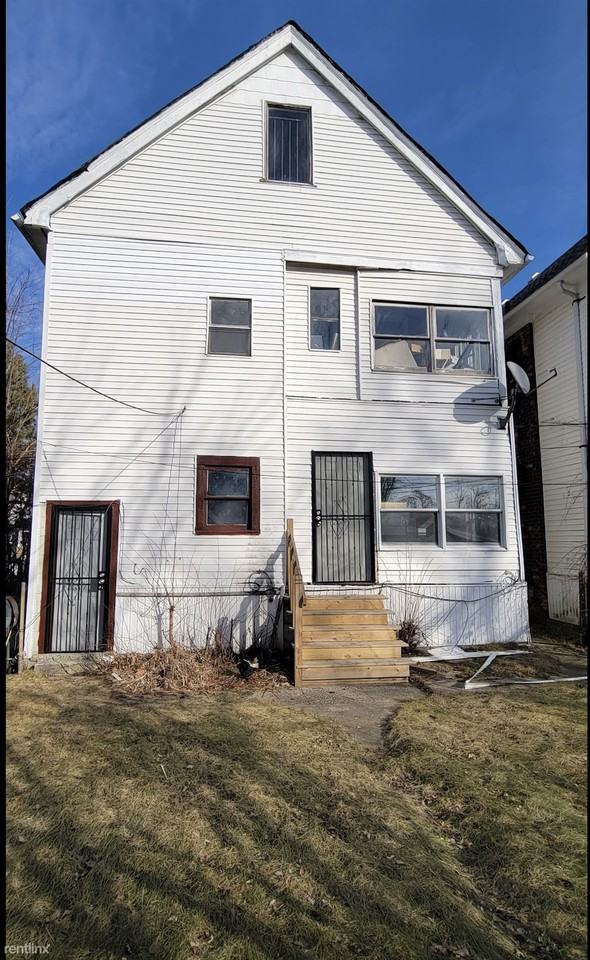 3503 Garland St - Photo 2 of 14