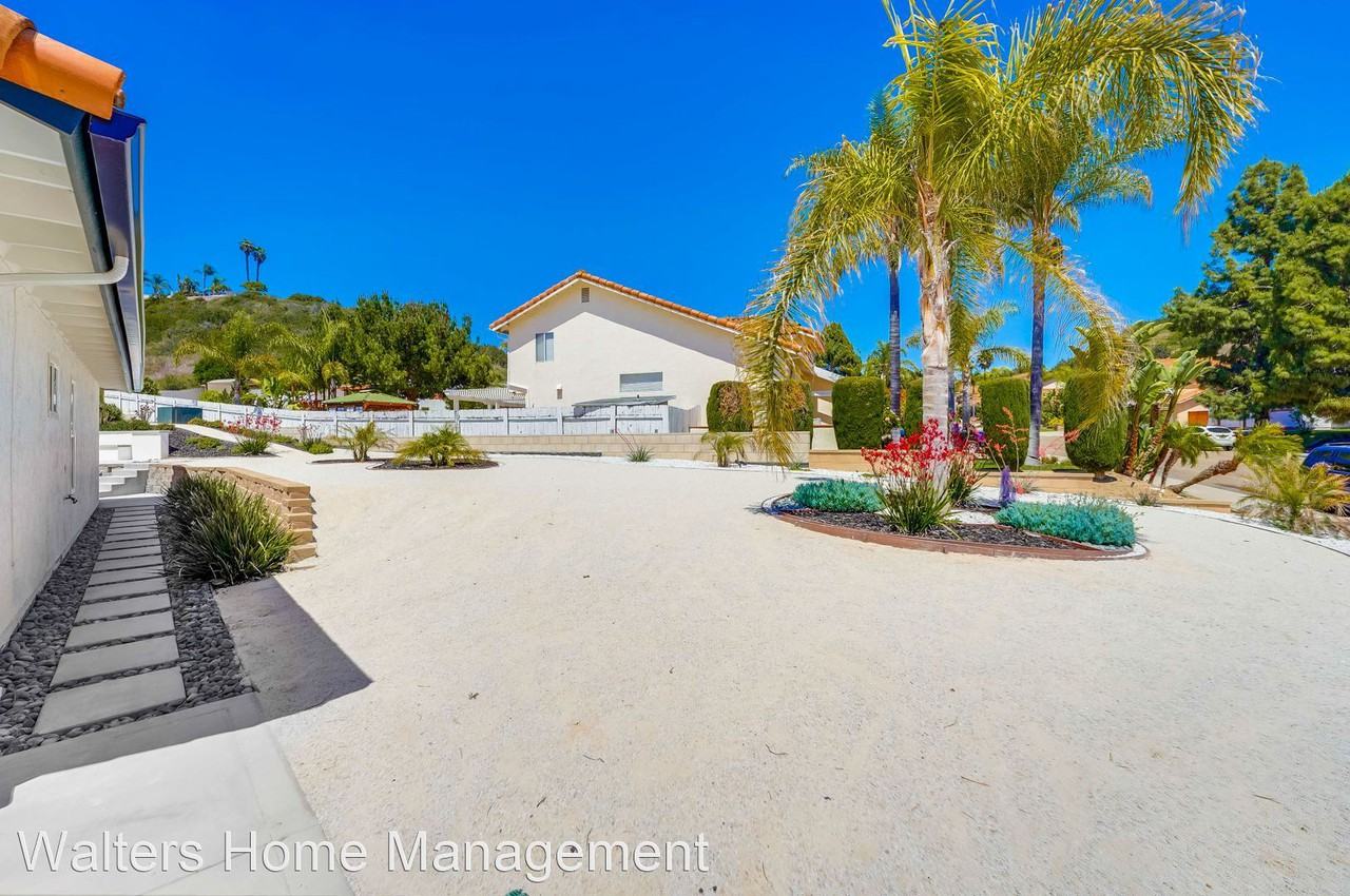 1579 Country Vistas Ln - Photo 3 of 23