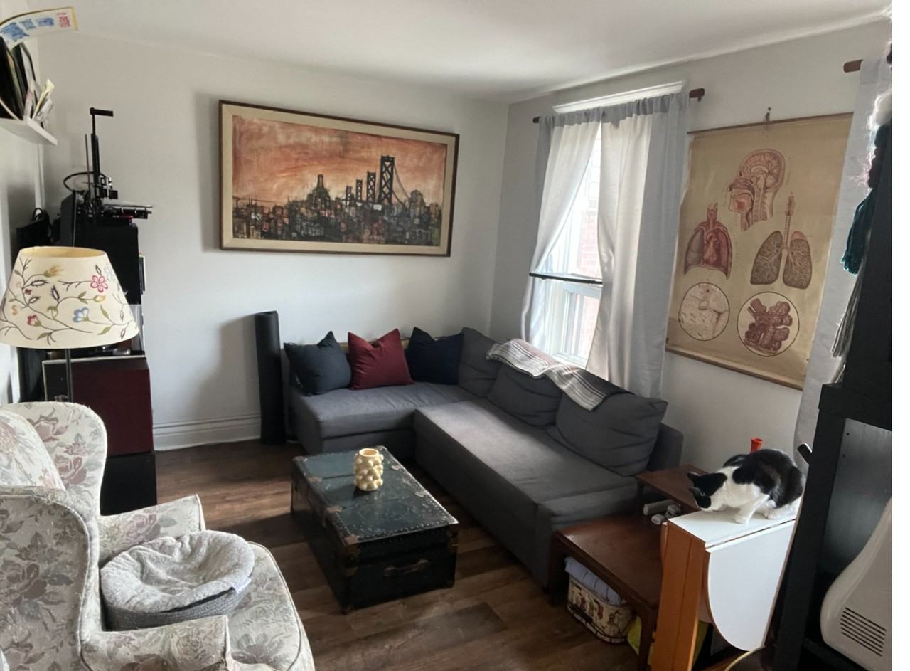 Gerrard St E & Greenwood Ave - Photo 3 of 11