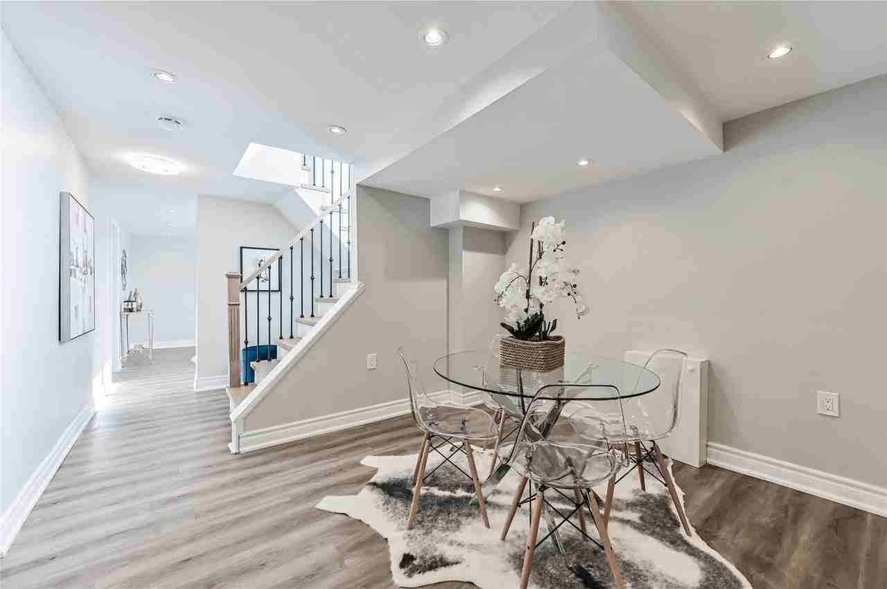 123 Bowman Ave - Photo 2 of 11