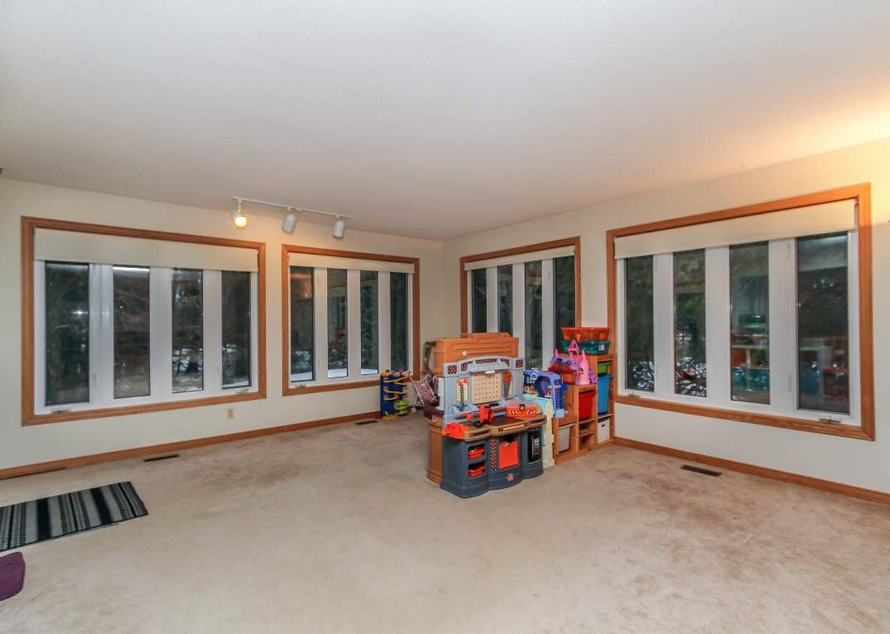 75 Richland Dr - Photo 2 of 11