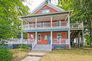 featured image of 174 Pleasant St