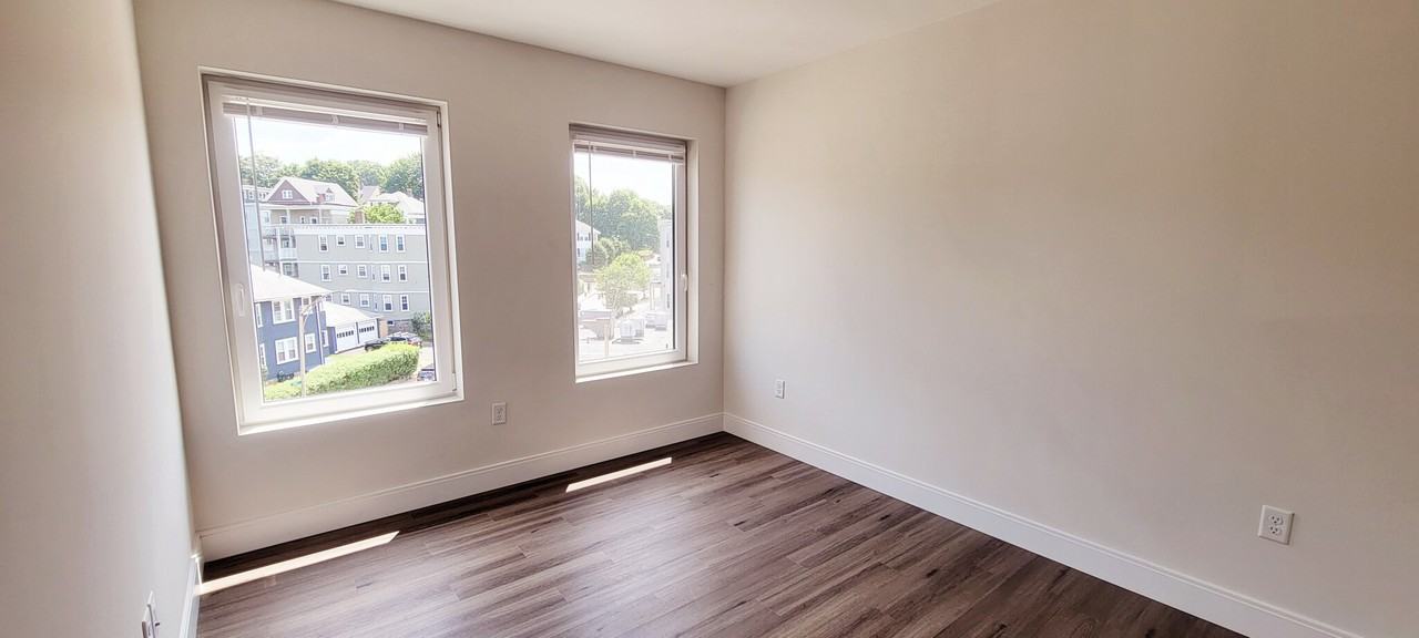 318 Belgrade Avenue #303 - Photo 3 of 5