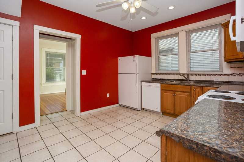 73 Maple Ave - Photo 4 of 12