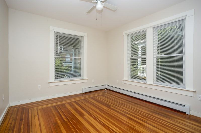 73 Maple Ave - Photo 6 of 12