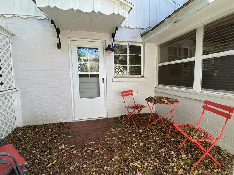 117 N Fern Creek Ave - Photo 4 of 14
