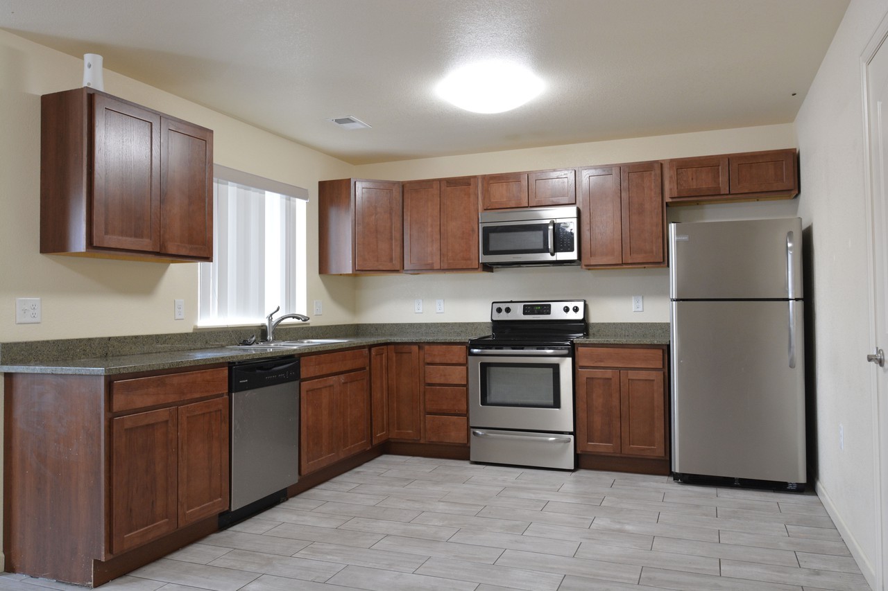 5421 Carter Rd - Photo 2 of 3