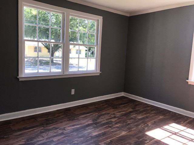 2306 6th Street - Photo 2 of 14