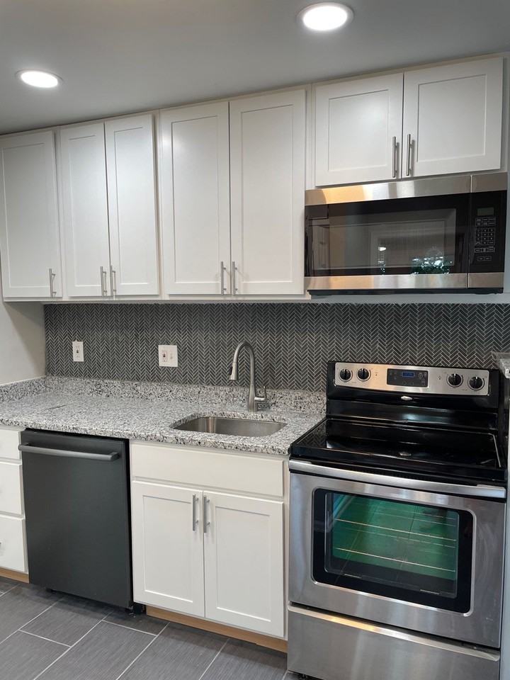 108 Delrey Ave #A - Photo 3 of 5