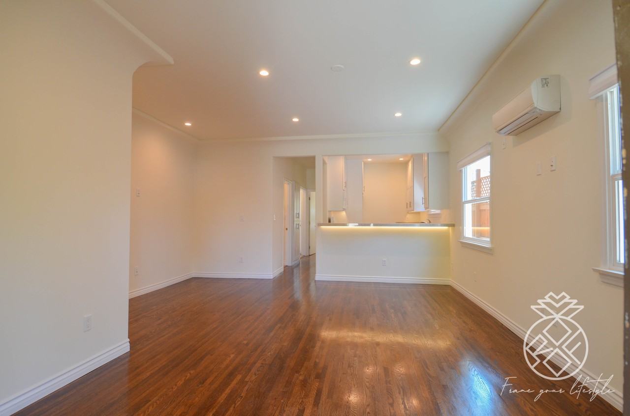 1850 South Redondo Boulevard - Photo 3 of 31