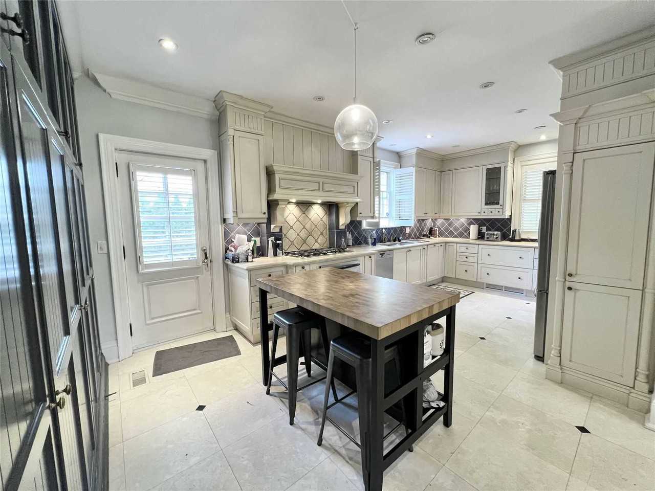 51 Bayview Wood - Photo 3 of 5