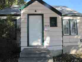 822 W Pershing Blvd #UP - Photo 1 of 1
