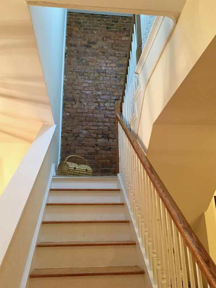 522 1/2 N 1st St #1 - Photo 5 of 30