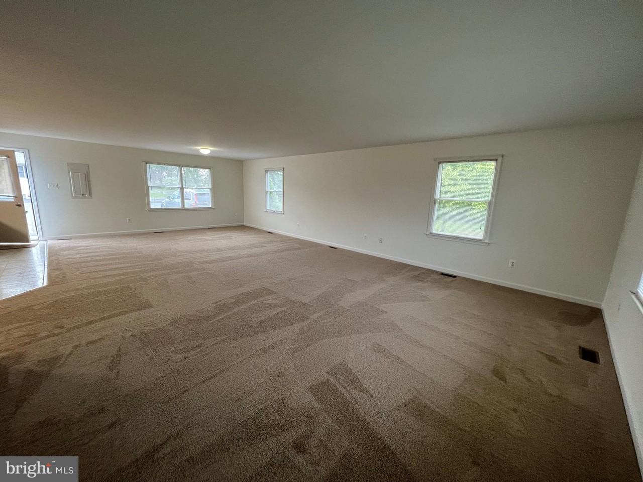 44990 Serenity Farm Ln - Photo 2 of 10