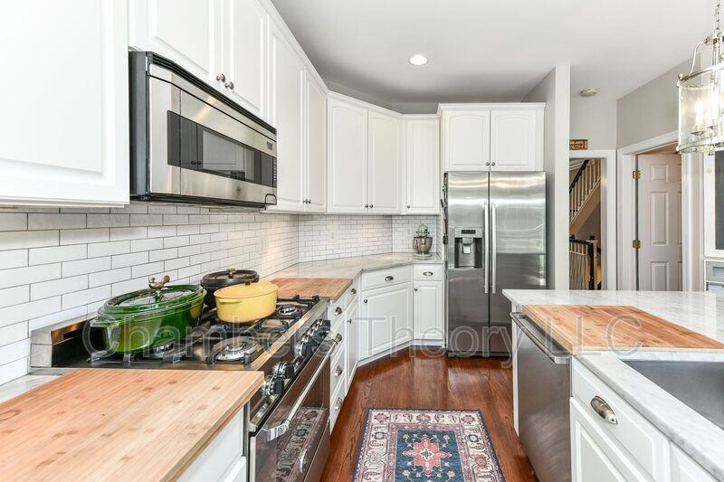 1572 21st Ct N - Photo 5 of 39