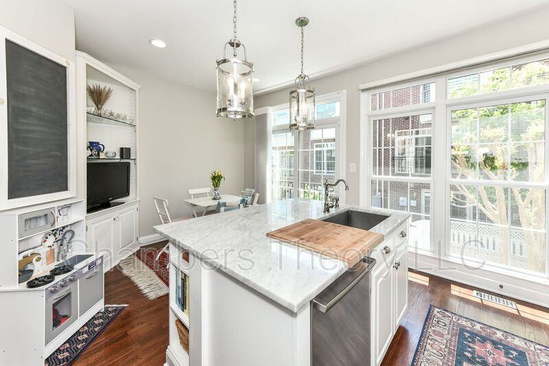 1572 21st Ct N - Photo 6 of 39
