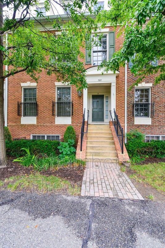 705 Massey Ln #B - Photo 4 of 34