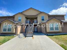 featured image of 1063 W Pine Ave #4