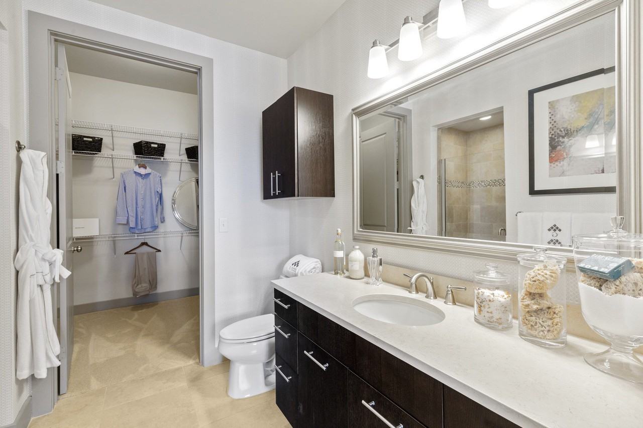 Gables Arsenal Street - Photo 7 of 19