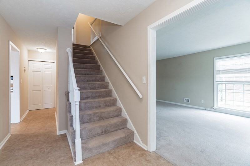 4005 Ashridge Dr - Photo 2 of 26