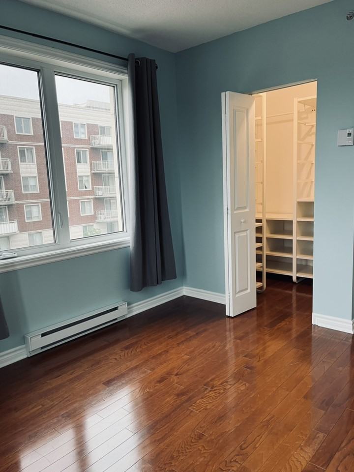 1350 Rue Palerme, Brossard, QC J4W 0A1 2 Bedroom Apartment for 1,650