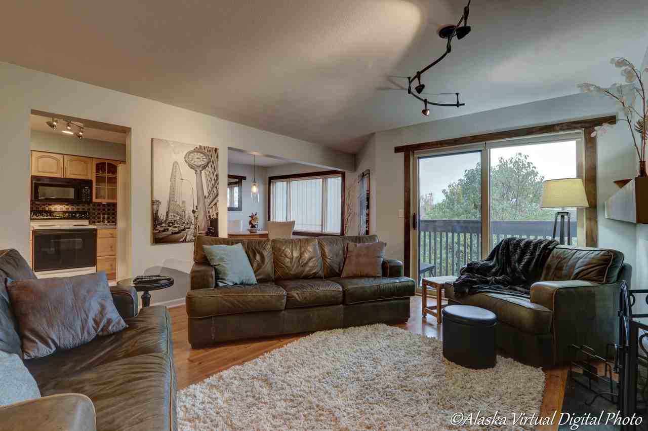 221 West 22nd Avenue - Photo 2 of 18