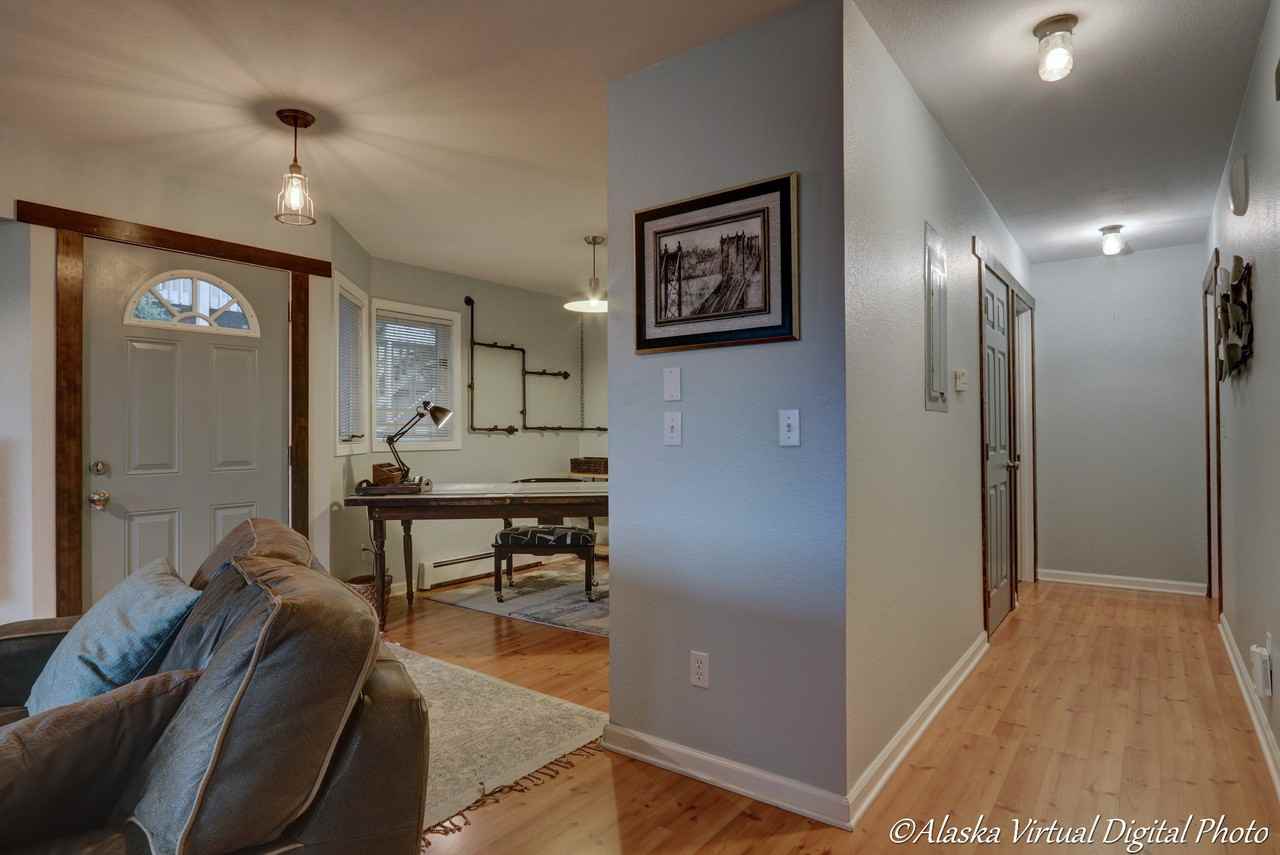 221 West 22nd Avenue - Photo 7 of 18