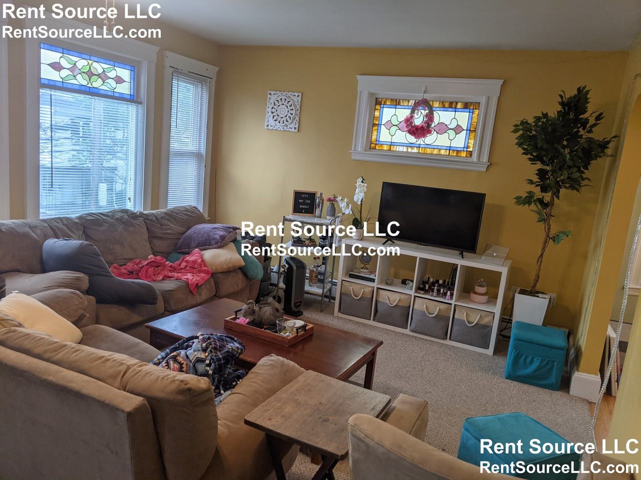 138 W Adams St - Photo 4 of 33