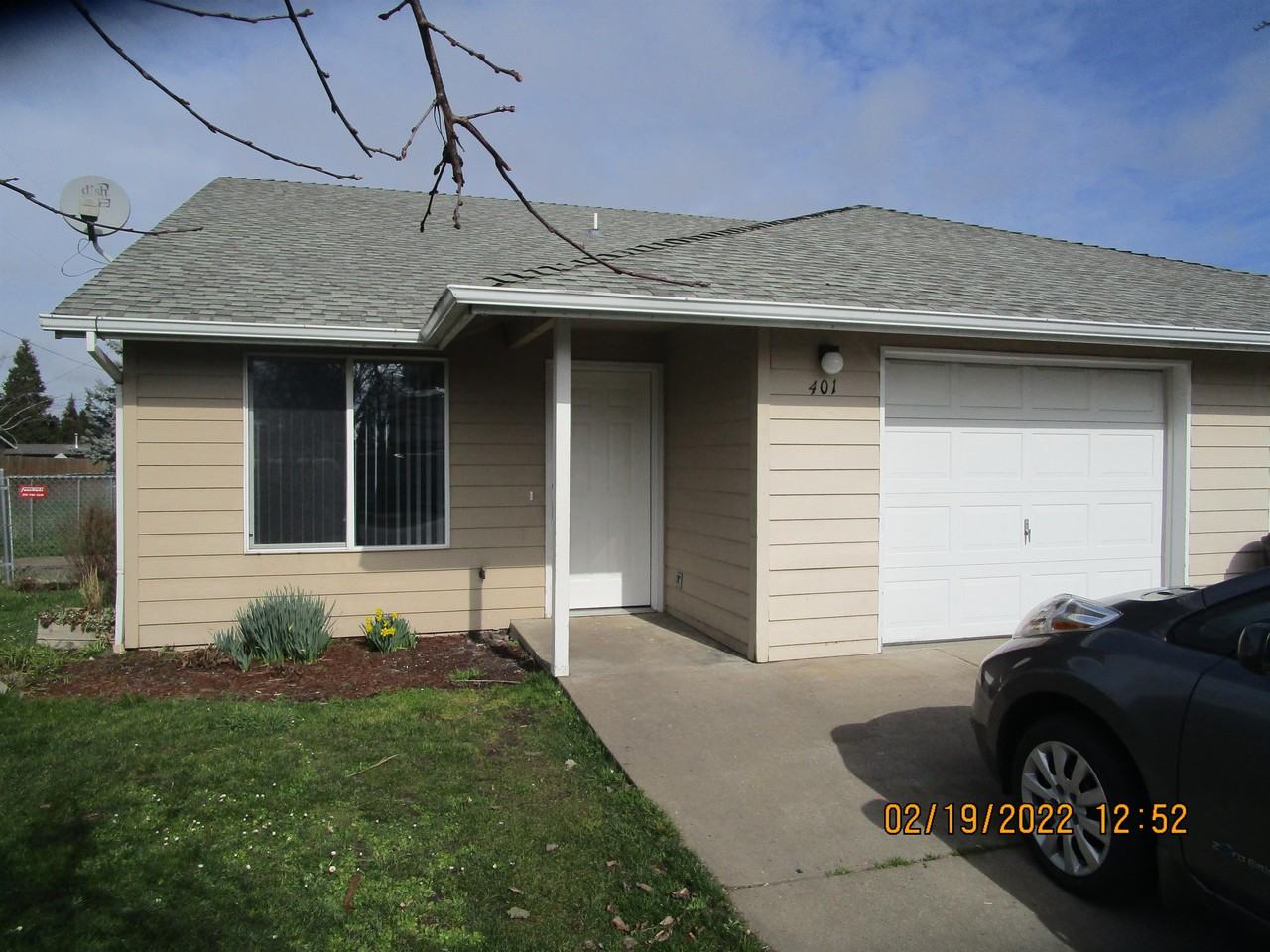 397-401 Shamrock - 401 #401 - Photo 2 of 26