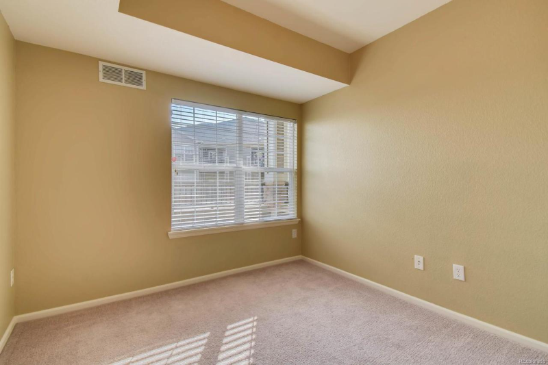 1435 Blue Sky Way - Photo 3 of 8