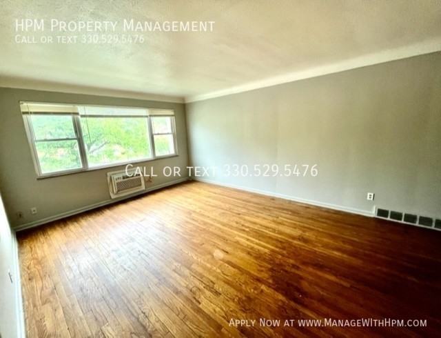 17808 Lake Shore Blvd #201 - Photo 2 of 5