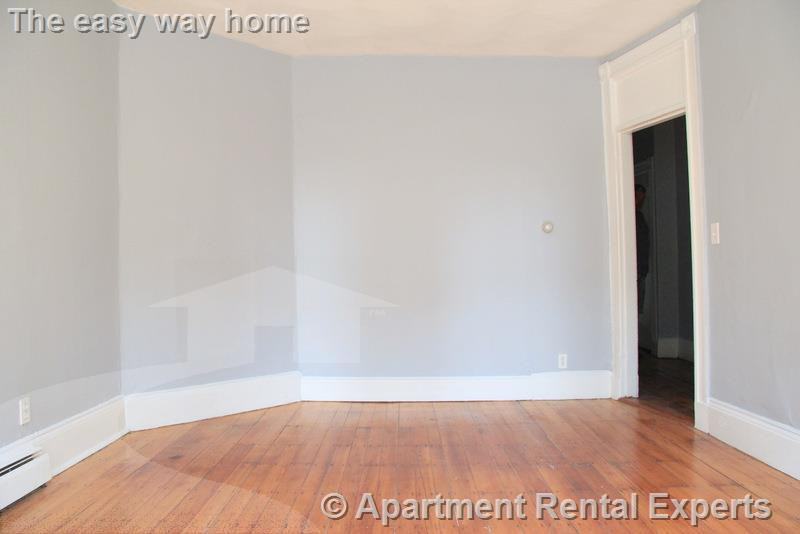 119 Harvard St #1 - Photo 5 of 20