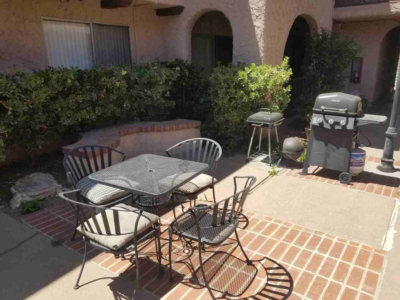 Kester Ave - Photo 6 of 28